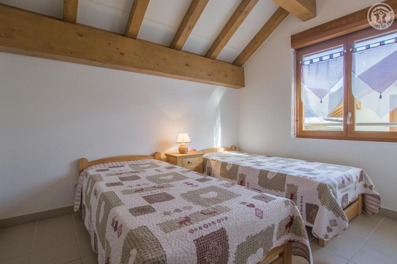 Gites De La Bresse Saint-Georges-Des-Hurtieres Zewnętrze zdjęcie